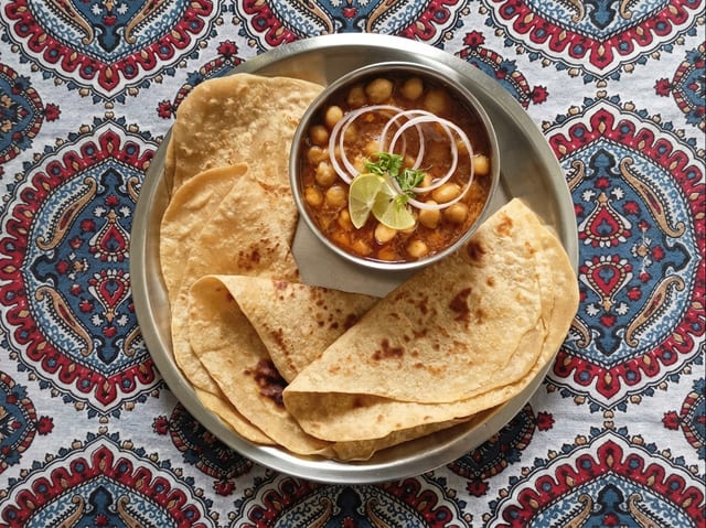 Chapati Chana Masala.